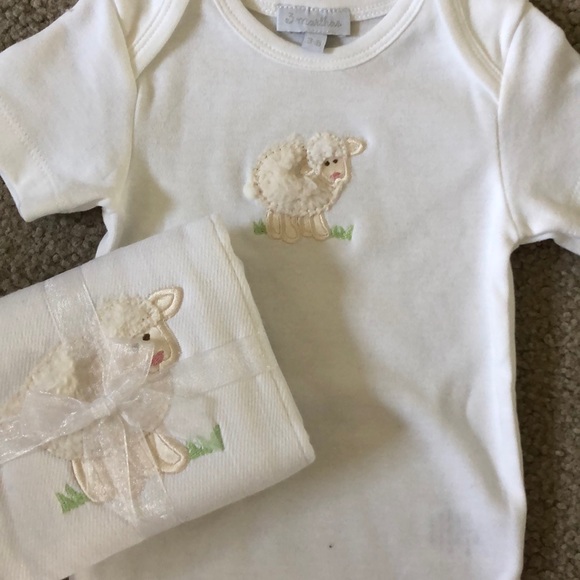 Set - Picture 2 of 2